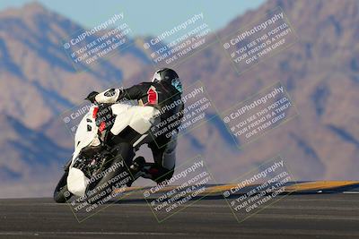 media/Dec-04-2022-CVMA (Sun) [[e38ca9e4fc]]/Race 12 500 Supersport-350 Supersport/